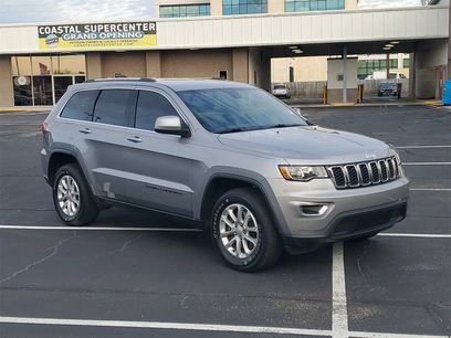 Used 2021 Jeep Grand Cherokee Laredo