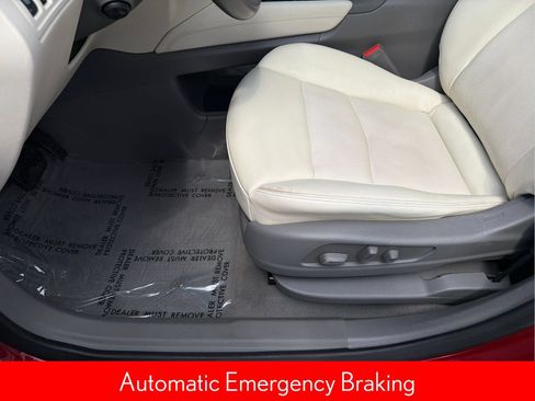 Used 2022 Cadillac XT6 Premium Luxury FWD image 30
