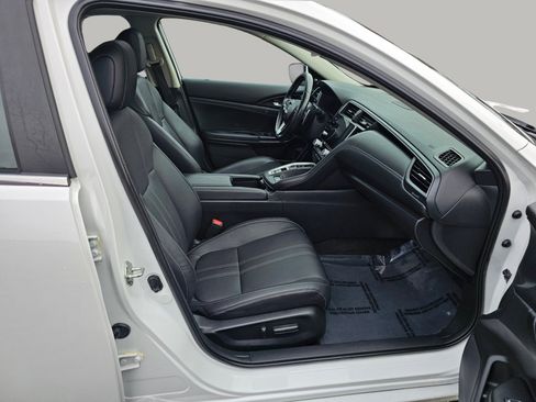 Used 2019 Honda Insight Touring image 24