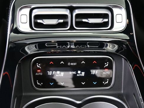 Used 2021 Mercedes-Benz Maybach S 580 4MATIC image 22