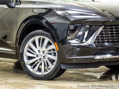 New 2026 Buick Envision Avenir image 3