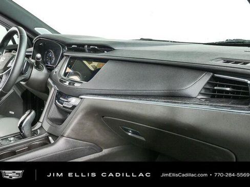 Certified 2023 Cadillac XT5 Premium Luxury w/ Technology Package FWD image 25