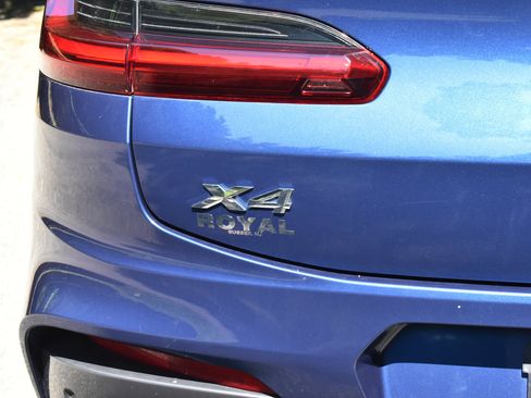 Used 2019 BMW X4 xDrive30i w/ M Sport Package 2 AWD/4WD image 14