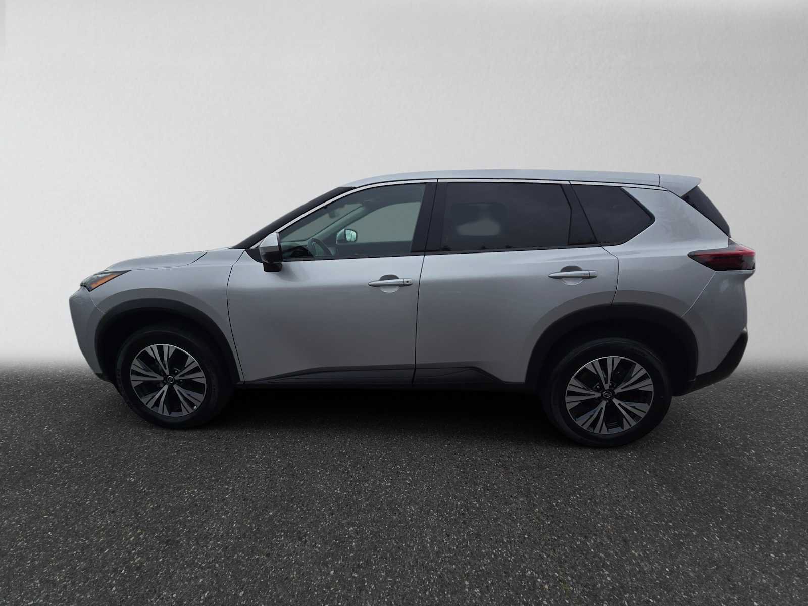 Used 2021 Nissan Rogue SV AWD/4WD image 6