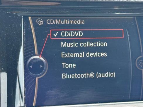 Used 2015 BMW Z4 sDrive28i RWD image 26