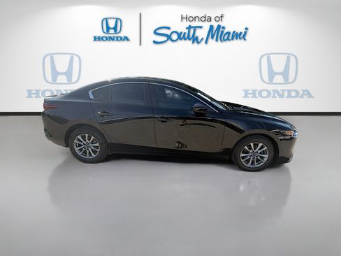 Used 2021 MAZDA MAZDA3 s FWD image 8