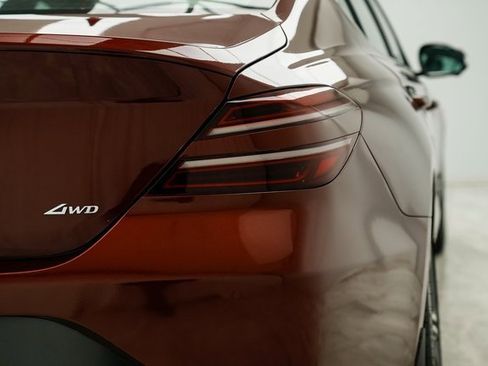 Used 2024 Genesis G70 2.5T w/ Sport Prestige Package image 8