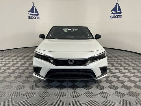 Used 2023 Honda Civic Sport image 2