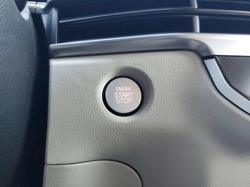 Certified 2025 Kia Sorento S w/ Panoramic Sunroof Package FWD image 26