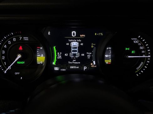 Used 2024 Jeep Wrangler Unlimited Rubicon 4xe AWD/4WD image 15