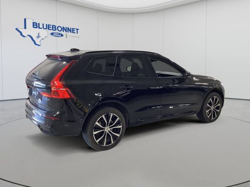 Used 2024 Volvo XC60 B5 Plus w/ Protection Package Premier AWD/4WD image 5