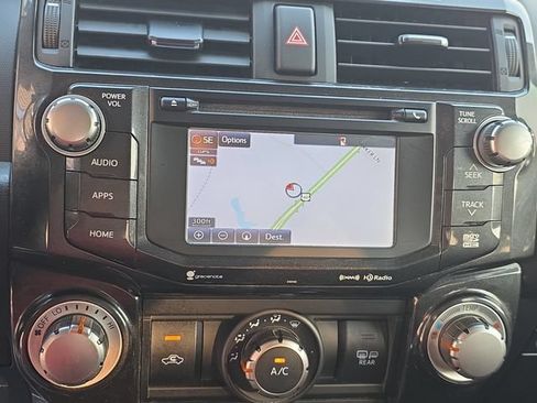 Used 2018 Toyota 4Runner TRD Off-Road AWD/4WD image 22