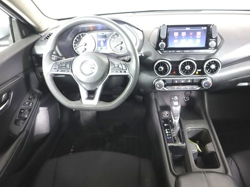 Certified 2022 Nissan Sentra S image 22