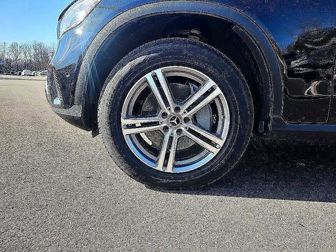 Used 2022 Mercedes-Benz GLC 300 image 7