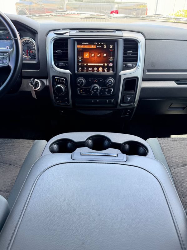 Used 2017 RAM 1500 Big Horn AWD/4WD image 32