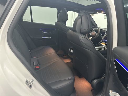 New 2026 Mercedes-Benz GLC 300 image 23