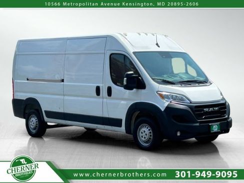 Used 2025 RAM ProMaster 2500 w/ Convenience Group FWD image 1