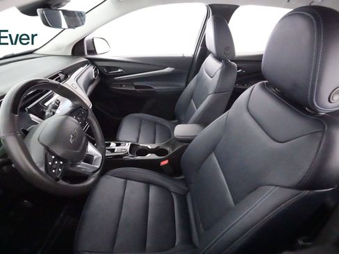 Used 2022 Chevrolet Bolt EUV Premier w/ Super Cruise Package image 4