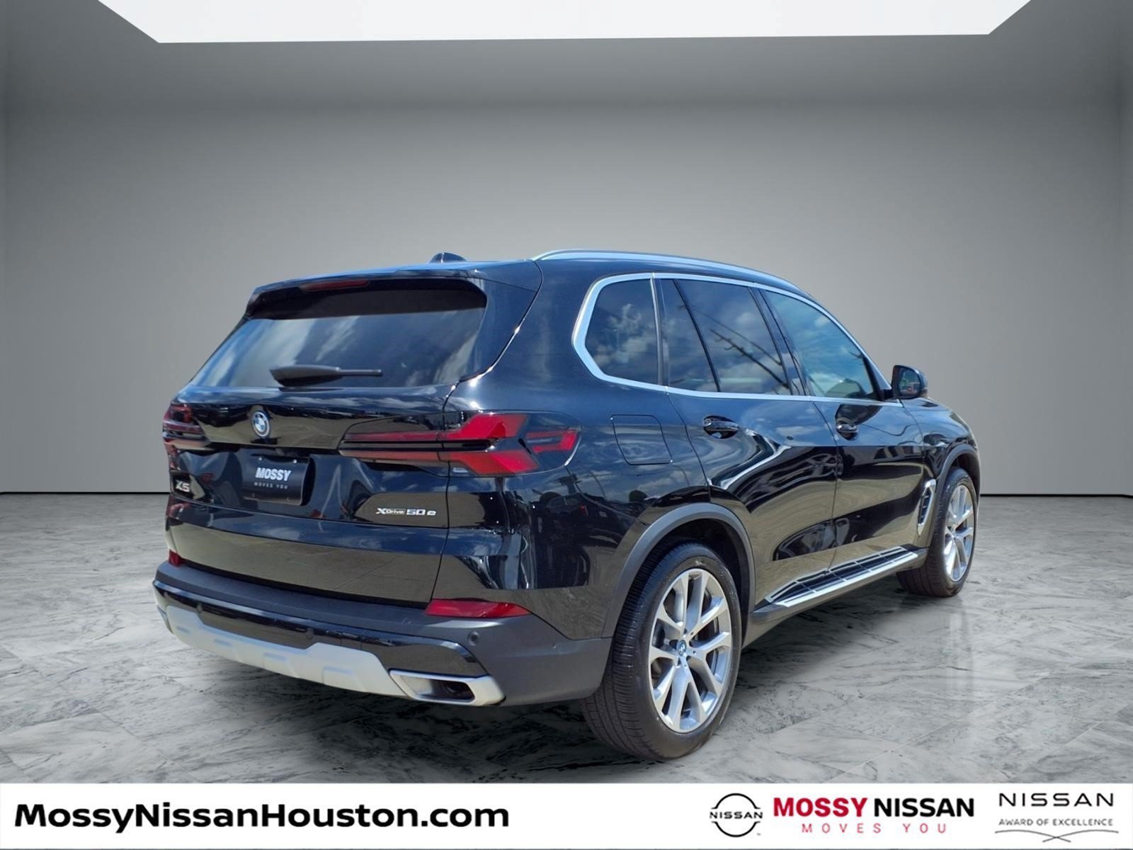 Used 2025 BMW X5 xDrive50e AWD/4WD image 7