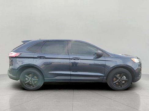 Certified 2023 Ford Edge SE image 5