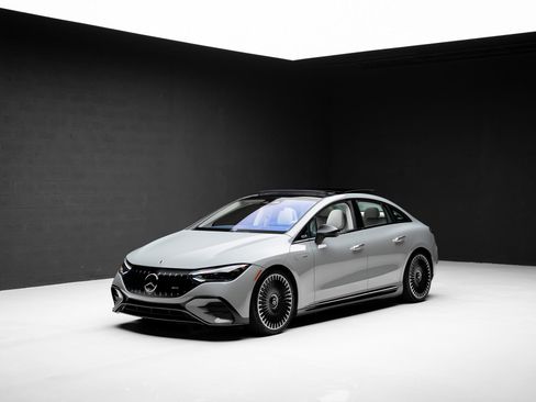 Used 2023 Mercedes-Benz EQE AMG 4MATIC Sedan image 4