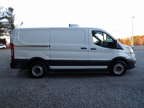 Used 2020 Ford Transit 150 Low Roof image 5