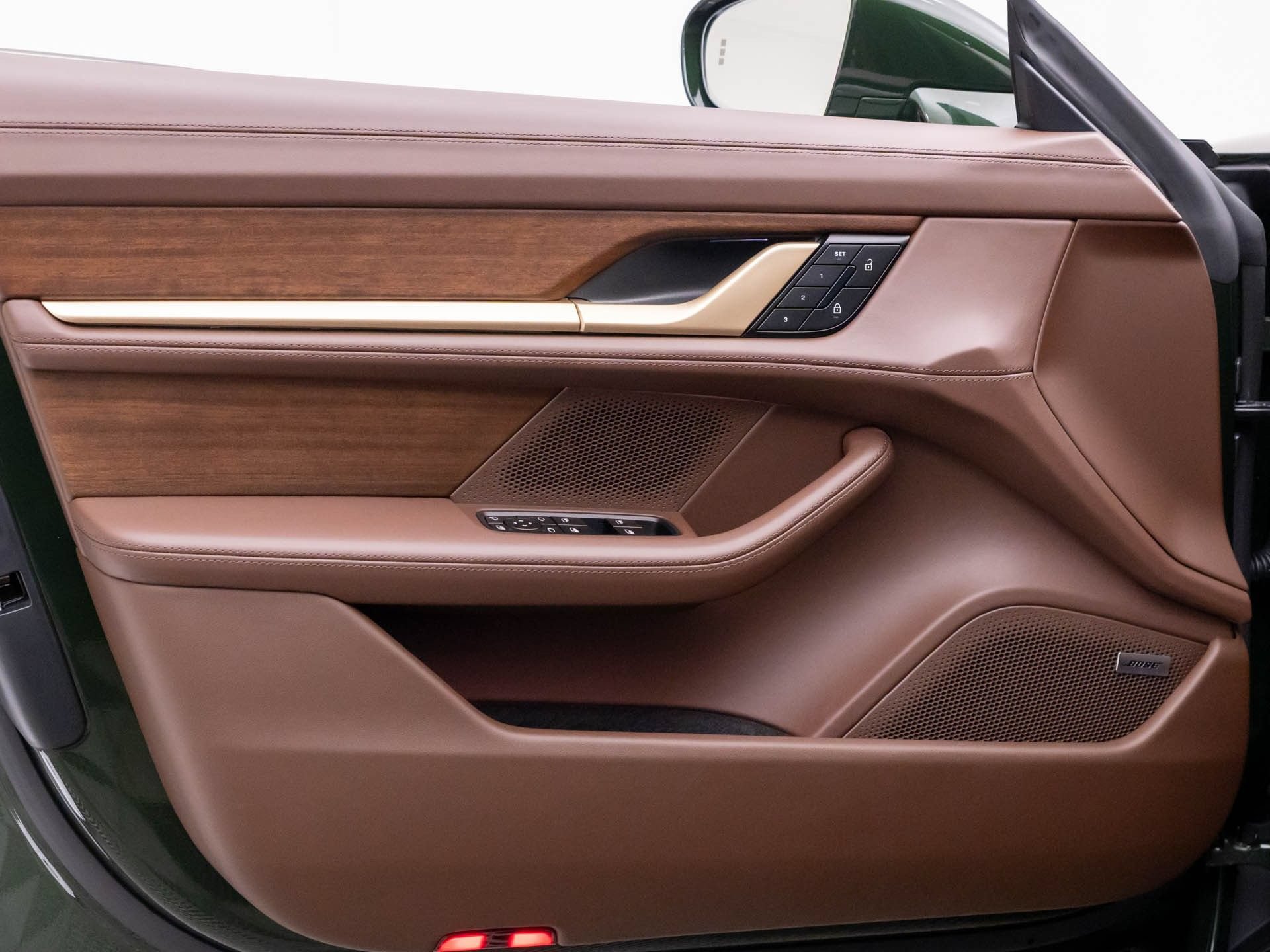 New 2026 Porsche Taycan 4S AWD/4WD image 14