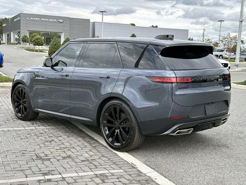 New 2026 Land Rover Range Rover Sport SE AWD/4WD image 3