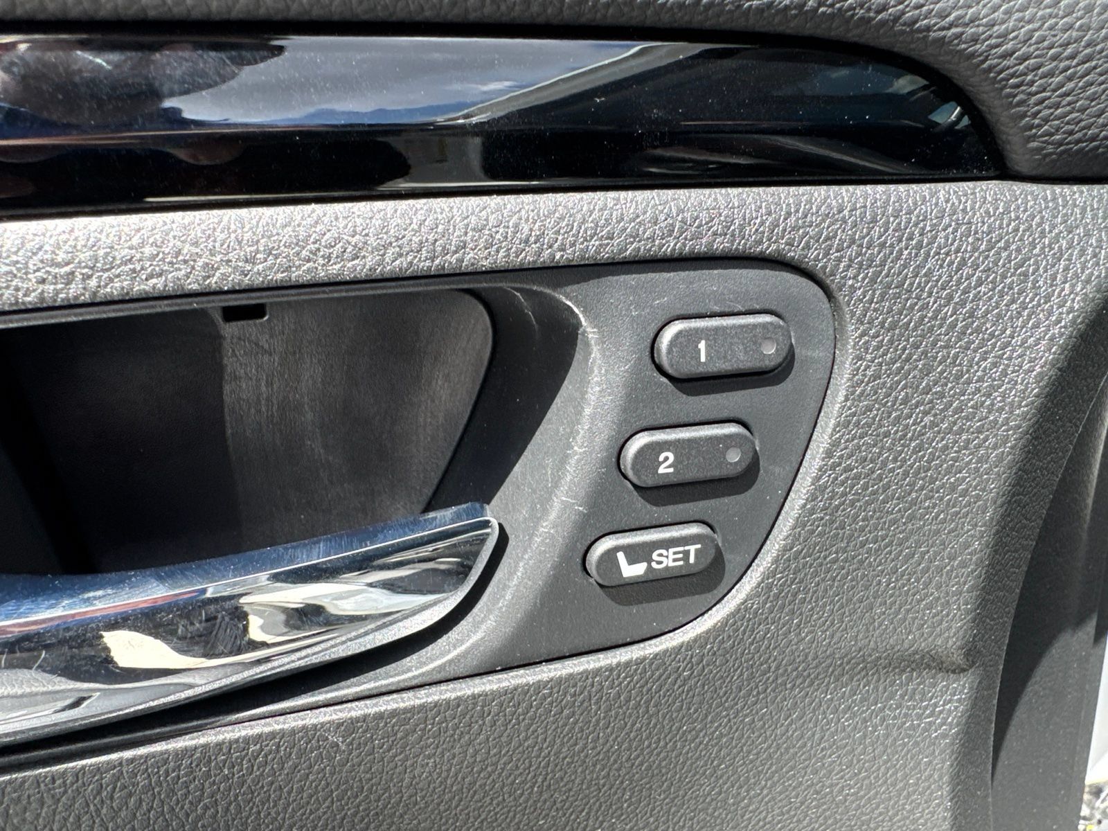 Used 2021 Honda Pilot Touring image 10