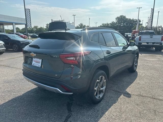New 2026 Chevrolet Trax LT FWD image 3
