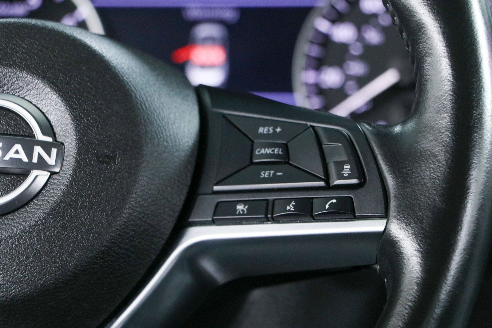 Used 2025 Nissan Sentra SV w/ All-Weather Package FWD image 14