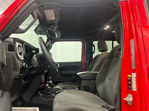 Used 2024 Jeep Wrangler Unlimited AWD/4WD image 20