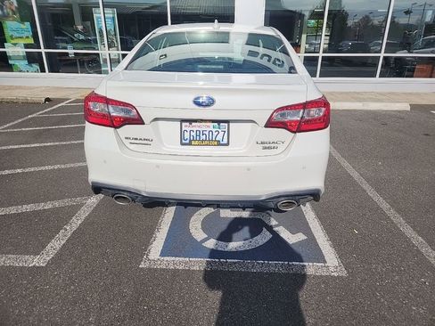 Used 2019 Subaru Legacy 3.6R Limited AWD/4WD image 8