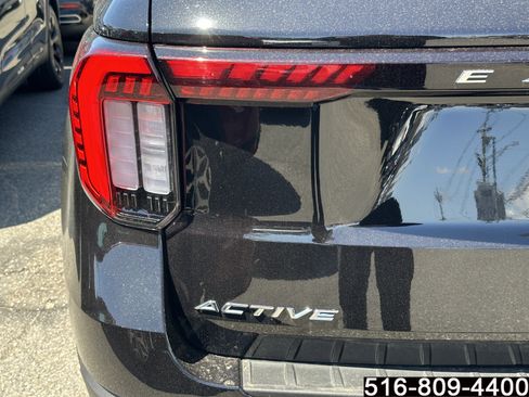 Used 2026 Ford Explorer Active w/ Active Comfort Package image 31