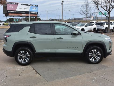 New 2026 Chevrolet Equinox LT image 4