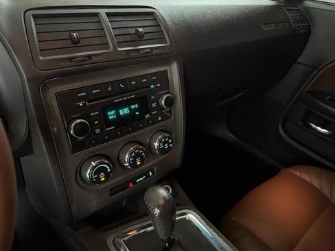 Used 2013 Dodge Challenger R/T image 45