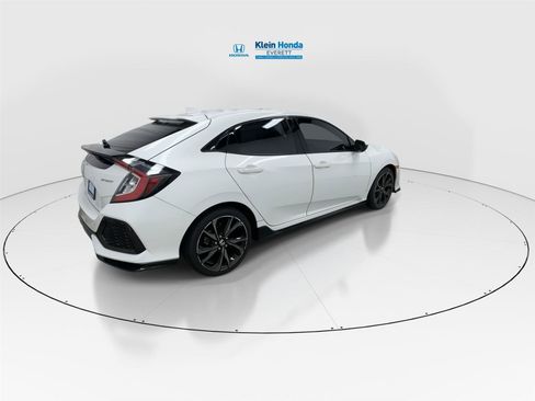 Used 2019 Honda Civic Sport image 2