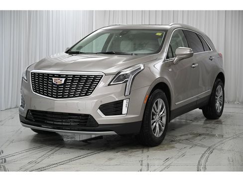 Used 2023 Cadillac XT5 Premium Luxury image 4