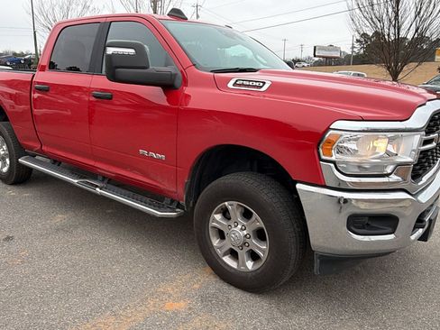 Used 2024 RAM 2500 Big Horn w/ Safety Group image 5