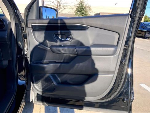 Used 2023 Honda Pilot Touring image 22