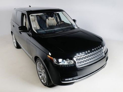 Used 2017 Land Rover Range Rover Supercharged image 30