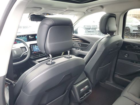 New 2026 Lincoln Nautilus Premier w/ Equipment Group 102A image 28