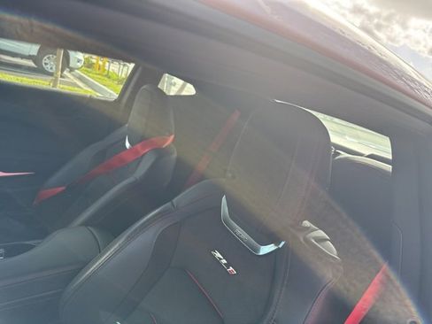 Used 2018 Chevrolet Camaro ZL1 image 10