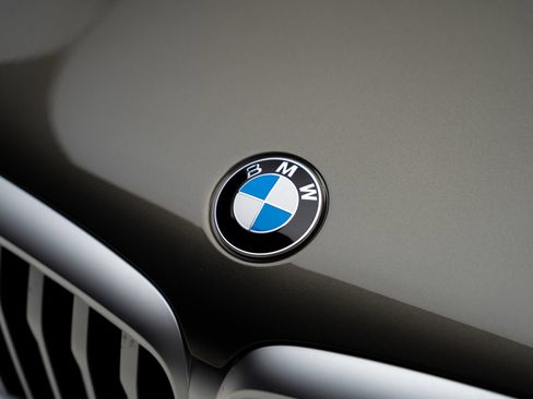 Used 2026 BMW X5 sDrive40i RWD image 13