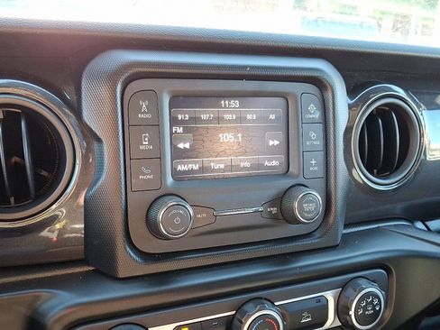 Used 2021 Jeep Wrangler Unlimited Sport w/ Cold Weather Group image 18