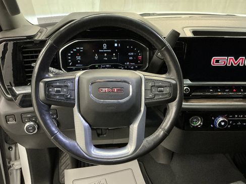 Used 2022 GMC Sierra 1500 Elevation AWD/4WD image 13