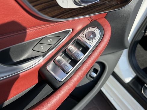 Used 2018 Mercedes-Benz C 300 4MATIC Cabriolet image 15