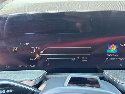 New 2025 Cadillac Escalade IQ Sport 2 AWD/4WD image 18
