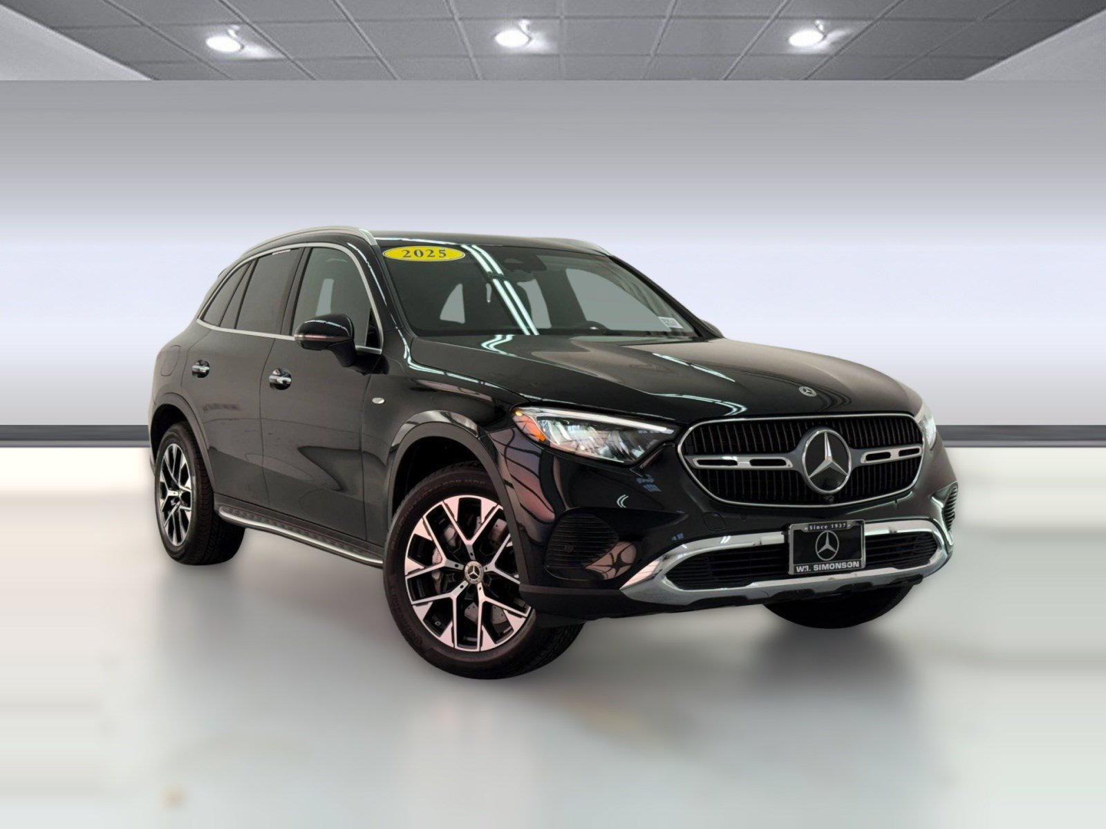 Used 2025 Mercedes-Benz GLC 350e 4MATIC image 6