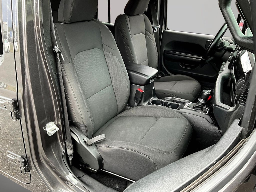 Used 2020 Jeep Wrangler Unlimited Sport AWD/4WD image 27